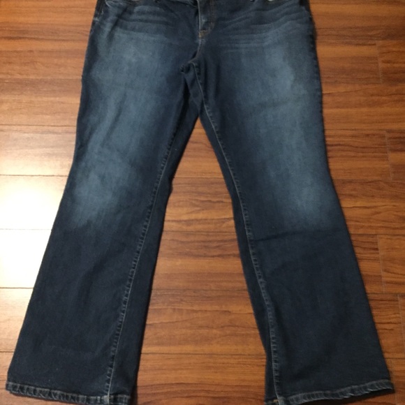 Torrid Jeans - Picture 3 of 8